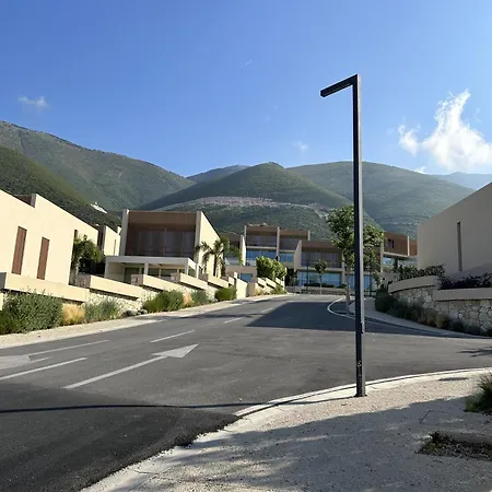 Bonvillas Coast 152a *