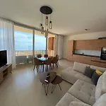 Bonvillas Coast 公寓